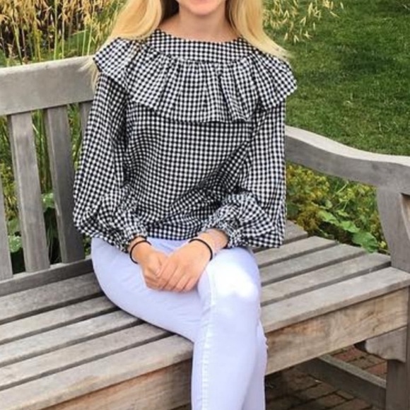 Zara Black & White Gingham Long Sleeve Top - Ruffle Plaid Neckline
MEDIUM - Picture 7 of 14
